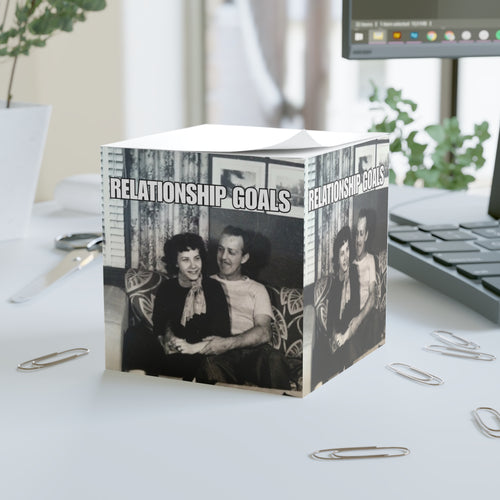 Relationship Goals Mona & Earl Note Cube
